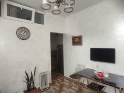 Аренда Саятнова 3 студия и 1 1 с отдельным коридором в доме за 650 дол в мес от 6мес