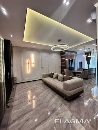 BST Продается 3 1 83 кв. м. $300,000
