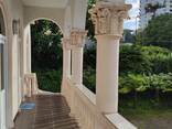 Budget hotel rooms in Makhinjauri - photo 3