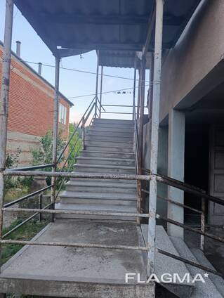 Частный дом