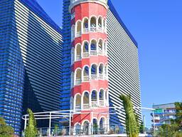 Ресторан в 50м. от Черного моря на набережной в Батуми, Грузия.