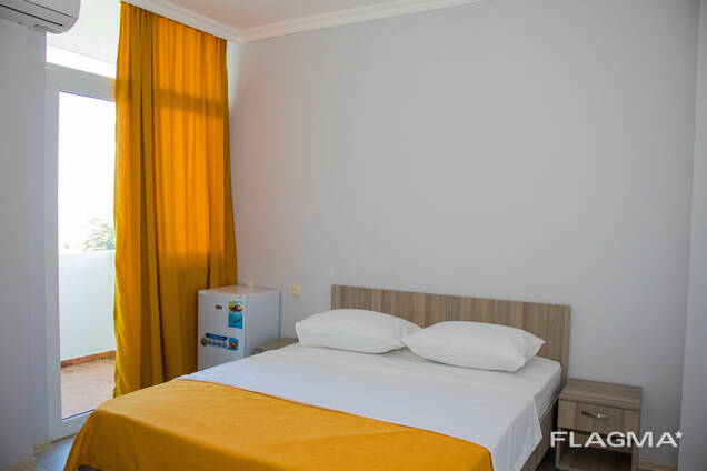 Квартира с ремонтом и мебелью возле моря от 22000$