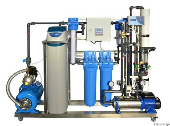 Modular water treatment systems on stainless frames