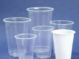 Одноразовый пластиковый стаканы в разных размерах - фото 1
