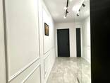 Продается 3-комнатная квартира 75 кв. м за 155000$ в Батуми, ул. Тамар Мепе 1. - photo 8