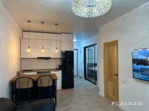 Продается 3-комнатная квартира в Black Sea Towers