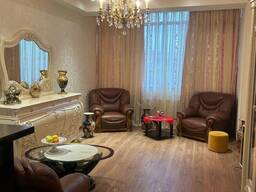 Продается 3-комнатная квартира, 84 м², Тбилиси, Набережная космонавтов, 47
