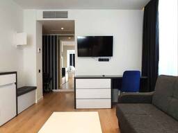 Продается большая студия в комплексе White Sails