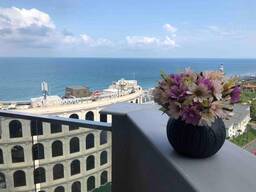 Продается квартира-студия 33 кв. м в Батуми, в жк Orbi Sea Towers. Цена 52000$