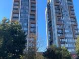 Продается квартира-студия с балконом на улице Агмашенебели - фото 1