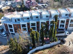 Продается таунхаус 234 кв. м в комплексе Green Side Kvariati