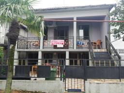 Продается земля с зданем