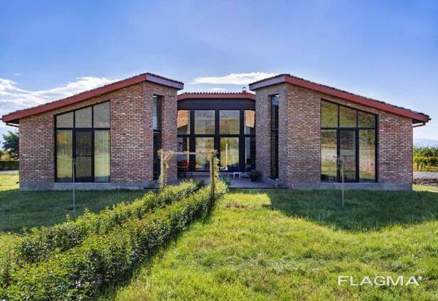 Продам 4* отель с виноградниками и заводом в Грузии