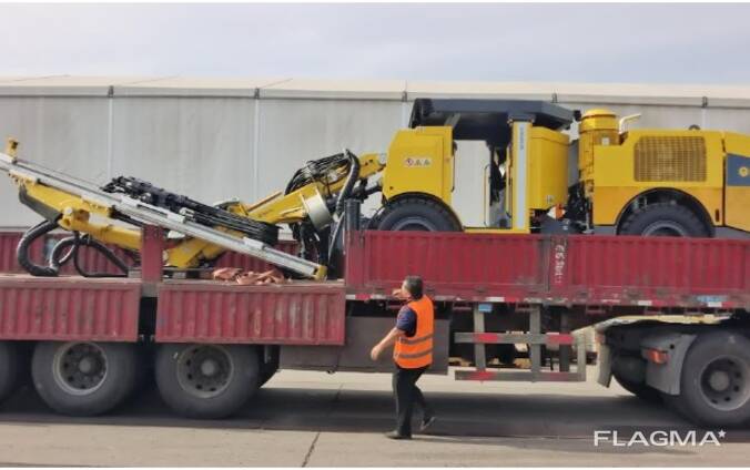 Продам EPIROC Boomer S10J - Самоходный буровой станок и запчасти к нему