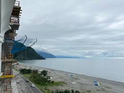 Продаётся 2-комнатная квартира 44.66 кв. м с видом на море в Квариати за 80388$