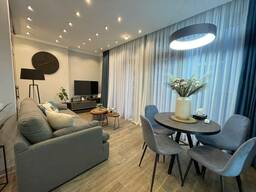 Продается квартира с отдельной спальней, с новым ремонтом