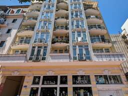 Просторная 4-комнатная квартира в центре Батуми!