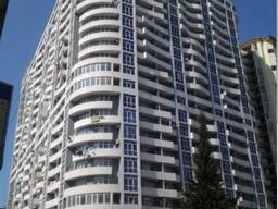 Сдается 3-х комнатная квартира 57 кв. м на улице Кобаладзе 8а за 500$ в месяц.