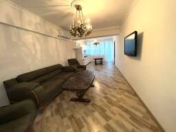 Сдается 4-х комнатная квартира 100 кв. м на ул. Тбел-Абусеридзе 4 за 800$