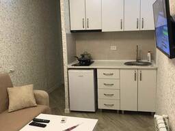 Сдается просторная студия с отоплением, мебелью и техникой — Кобаладзе 8ა, Батуми