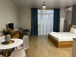 Сдается студия 38 кв. м в жк White Sails за 400$ в месяц на год