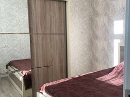 Сдаётся уютная 3-комнатная квартира 55 квм за 500$ на ул. Пиросмани 29