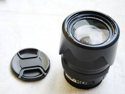 SONY DT 18-135mm F3.5-5.6 SAM SAL18135