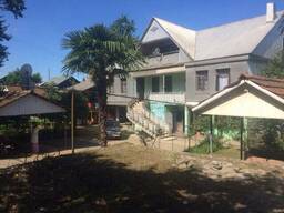 В Батуми Продается 2-х этажный частный дом