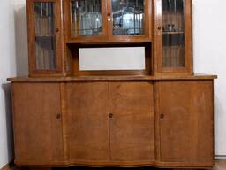 ვინტაჟური ბუფეტი